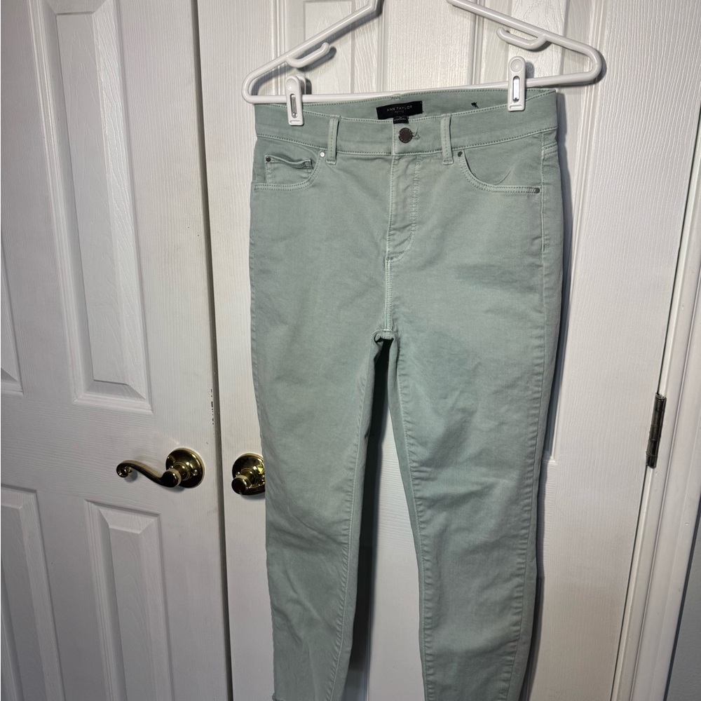 Fun Comfy Ann Taylor Petites Mint Skinny Jeans 6P
